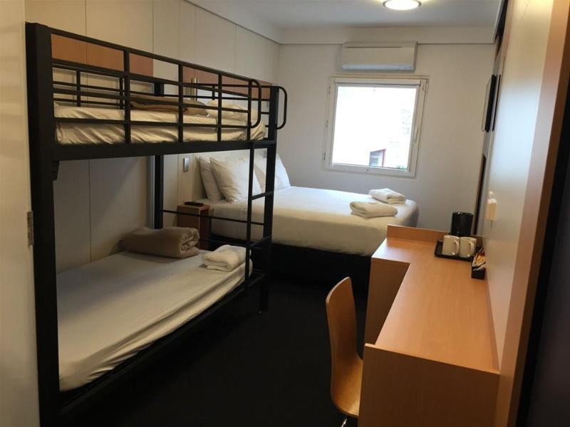 Ibis Budget - Gosford Eksteriør bilde