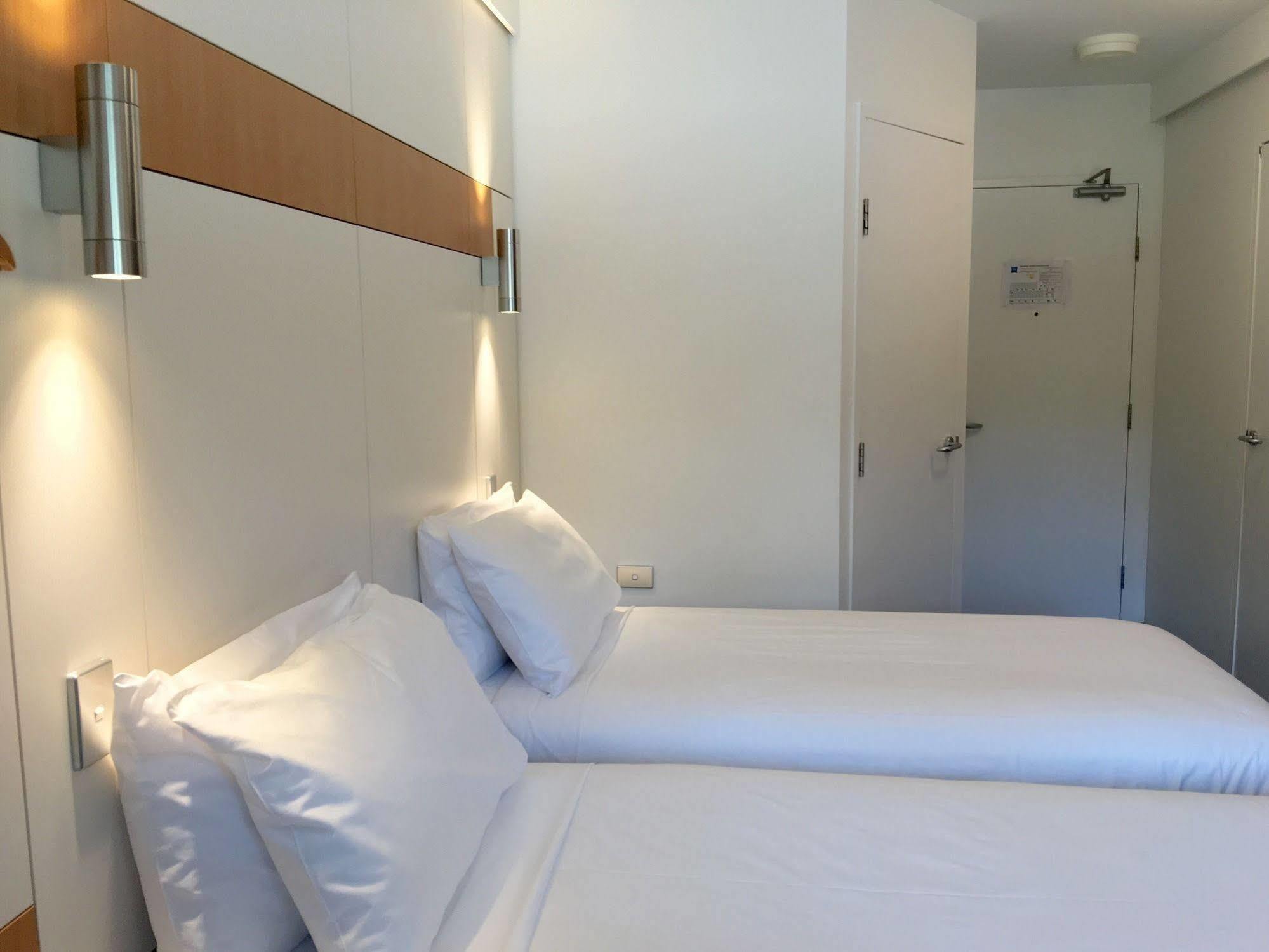Ibis Budget - Gosford Eksteriør bilde