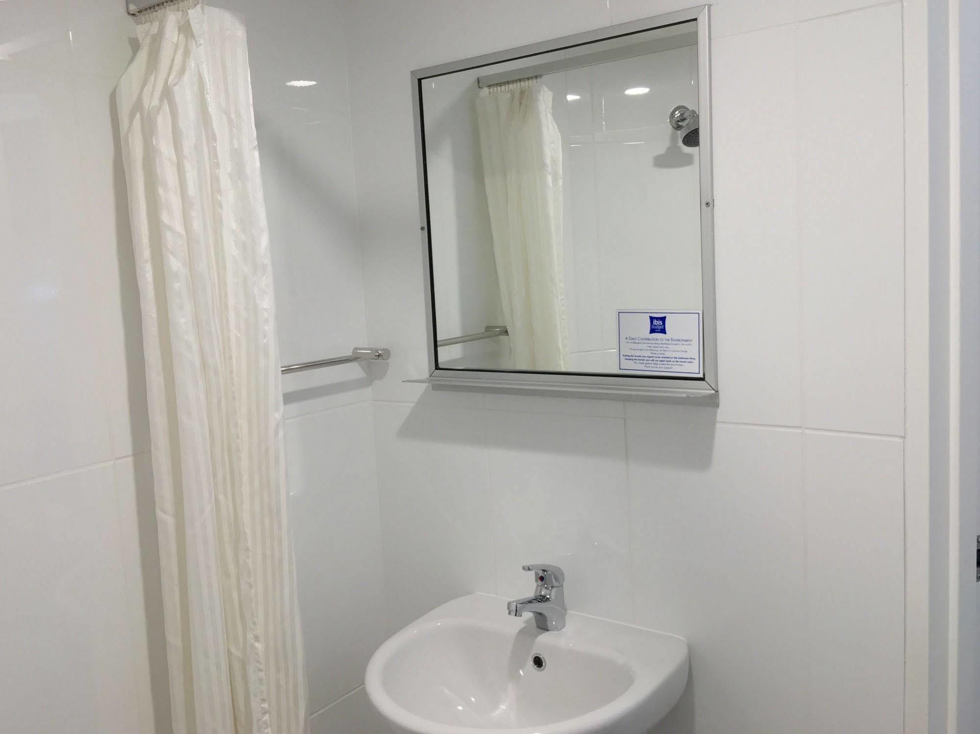 Ibis Budget - Gosford Eksteriør bilde
